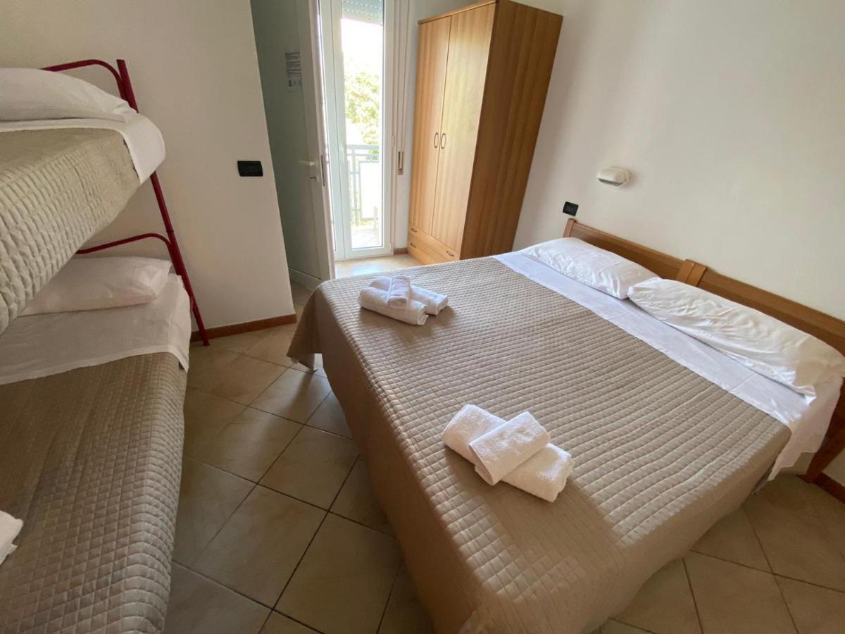 Hotel Dream Rimini Buitenkant foto